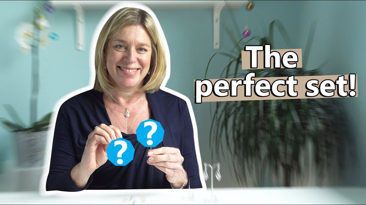 The perfect silver pendant and earring set