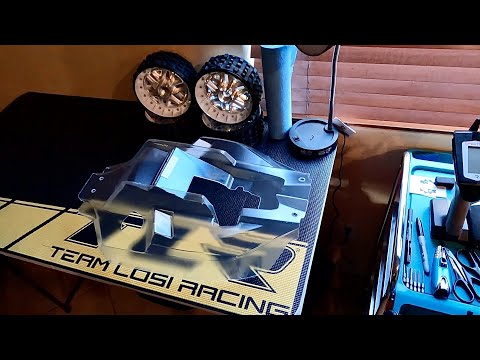 UNBOXING NEW LOSI 5IVE-B KIT..