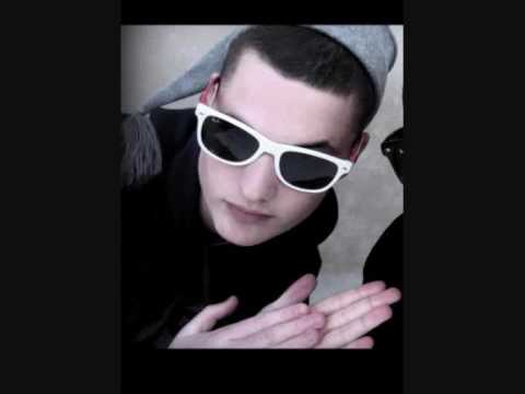 Stizz - Zelim Da Te Snimam (Featuring Fox & Kure)(Serbian Club/Rap 2010)