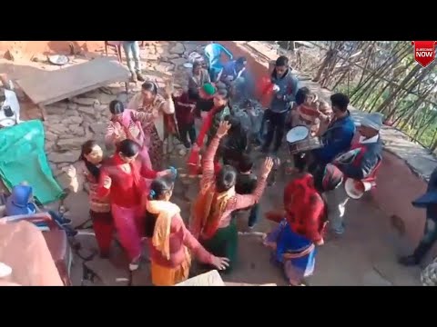 मनोरंजक ज़ोरदार गढ़वाली बैंड पर दिलकश डांस | Glorious Garhwali dance on Garhwali Band | Video
