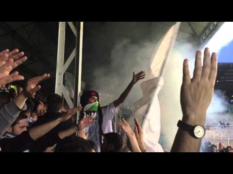 Red Star : ambiance lors du dernier match au stade Bauer (saison 2014/2015)