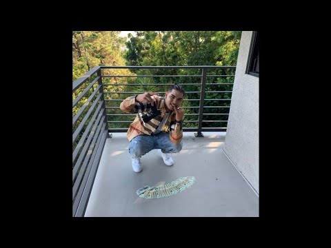 YkBigBagz - Money on My Head ft Guwap Dro