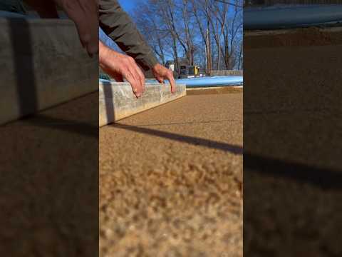 So verlegen Sie Pflastersteine ​​in Sand