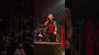 Sum 41 - Twisted By Design live @ Roma (31.01.17)