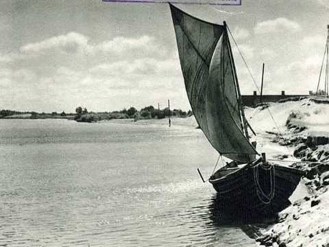 A. Vinters - Dundurs & G. Zvejnieks - Gaujas laivinieks