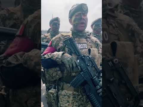 CON SU SONRISA ALEGRE EL DIABLO ME MIRÓ 🪖///Canto militar de las fuerzas especiales de México