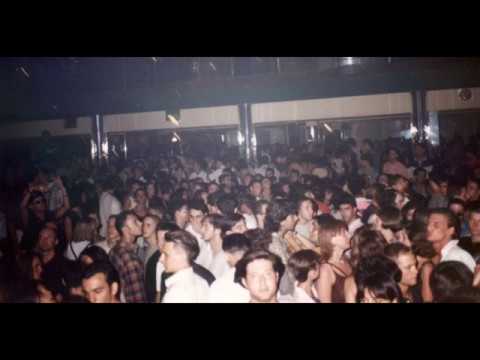 East Side Club : Naples, Italy with DJ Disciple WNYE 91 5 FM 1996