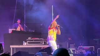 Too $hort - Shake That Monkey (Live at the ITHINK Financial Amphitheater in West Palm Beach)