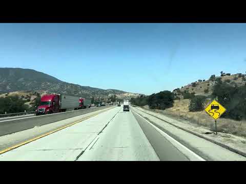 Driving through TEHACHAPI, CALIFORNIA | CA-58 | Scenic Drive