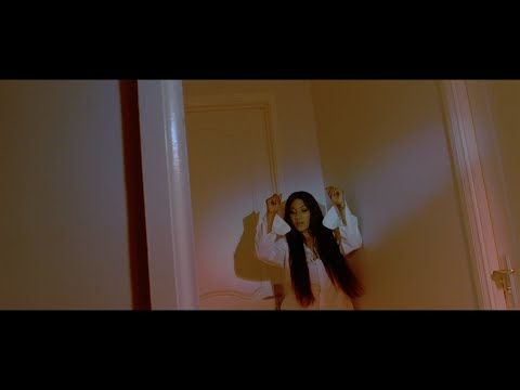 Kim Wierdo ft Terro 3000 - Bad Girl