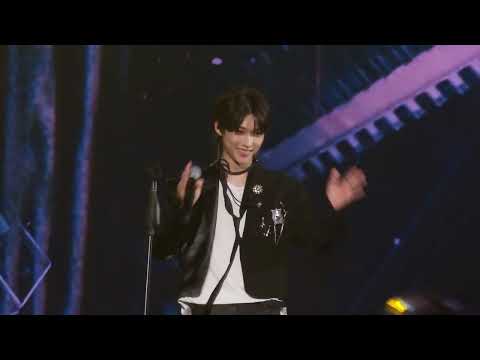 220918 스트레이키즈 매니악 앙콘 언베일 콘서트- Lonely St. 필릭스 직캠 4K Stray Kids Unveil Concert - Lonely St.Felix Focus