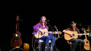 Suzy Bogguss - Someday Soon 10/20/17 Chicks With Hits Tour Bristol TN