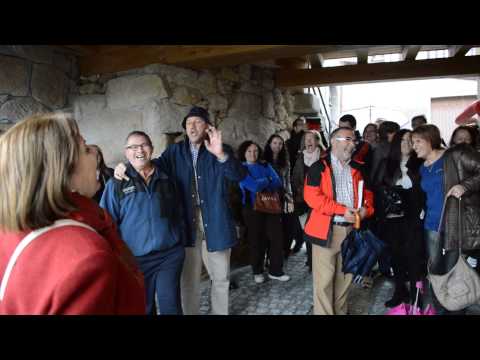 Tu no eres de Ourense si ... Roteiro Seixalbo 18-04-15 Cantando con los vecinos