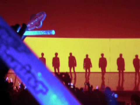 [FanCam] Super Show 4 Paris 120406 - Superman