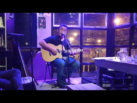 Stick Around (Cover) by Joe Vince live at Satinka
