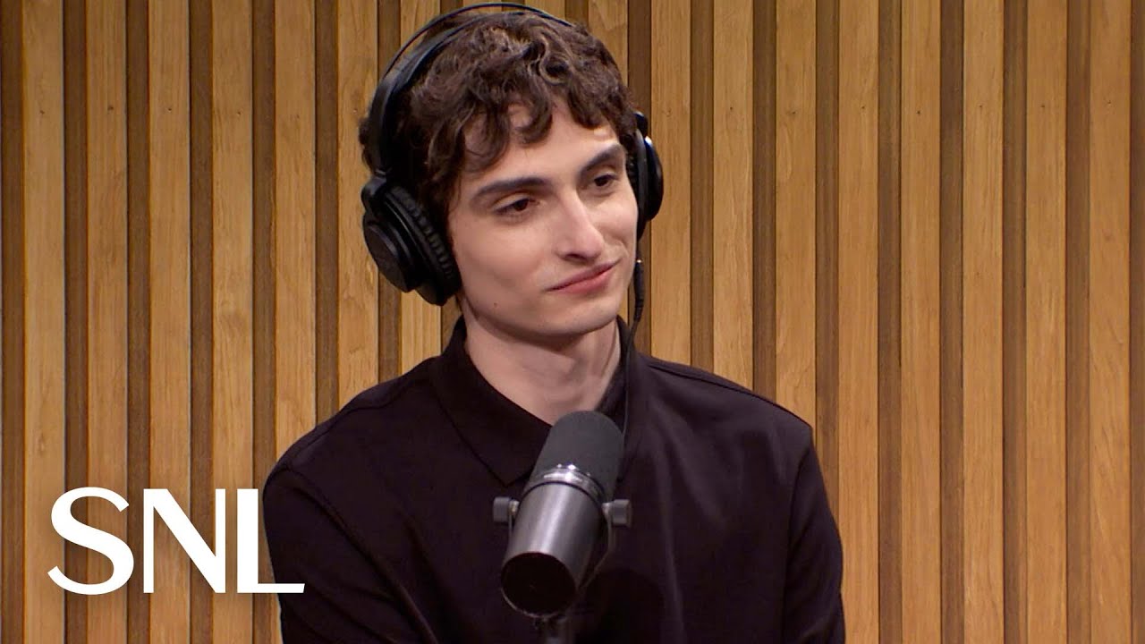 Snackhomiez ft. Finn Wolfhard and A$AP Rocky - SNL - YouTube