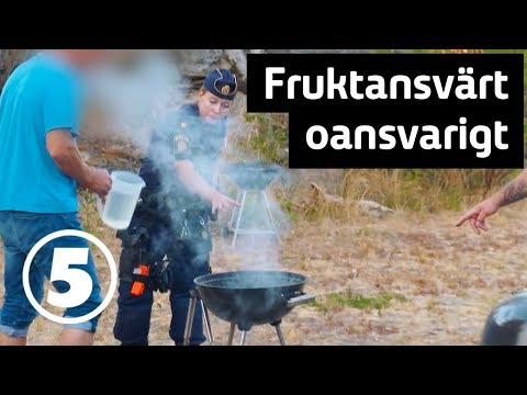 Södertäljepolisen | Trots eldningsförbud och grannars tillsägningar har en familj tänt grillen