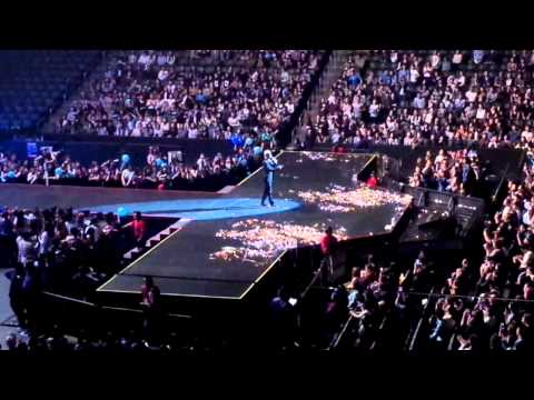 [god Concert in LA] Joon Hyung Introducing "Friday Night"