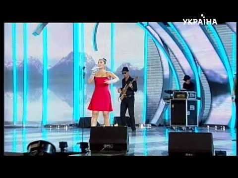 Nelly Furtado - Spirit indestructible LIVE + other HITS (New wave 2012)