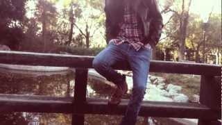 Russian Red &amp; Carlos Sadness - Brave Soldier RMX