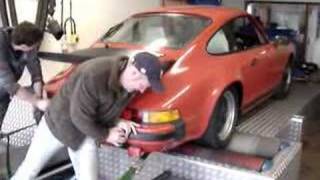 preview picture of video 'Porsche 911 3.2 Carrera SSI headers with M&K 2 in1 out muffler'