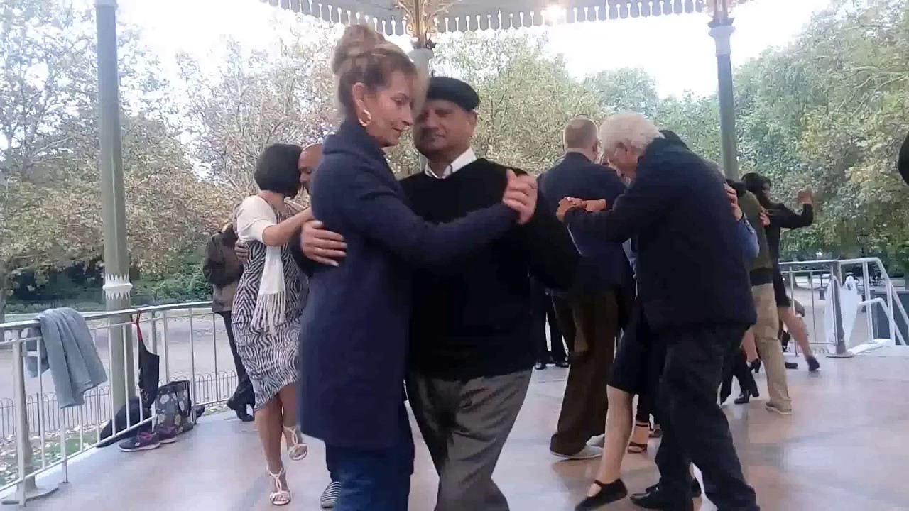 A Tango Tanda at Hyde Park Milonga 180930.1