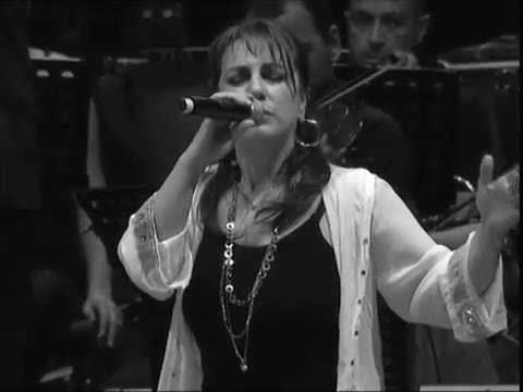 Grup YORUM 25  Yıl Konseri   BİR GÖRÜŞ KABİNİNDE