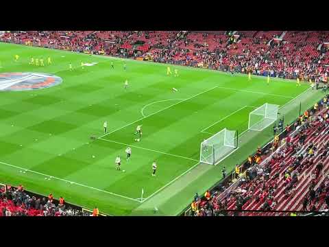Manchester United vs. Sheriff Tiraspol - 27.10.22 - GK warm ups…