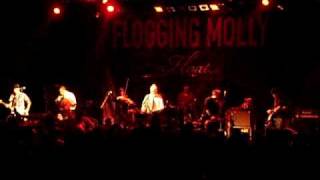 Flogging Molly  - You Won&#39;t Make A Fool Out Of Me live @Alcatraz