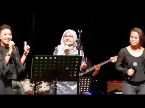 Sanisah Huri - Siapa Gerangan (LIVE)