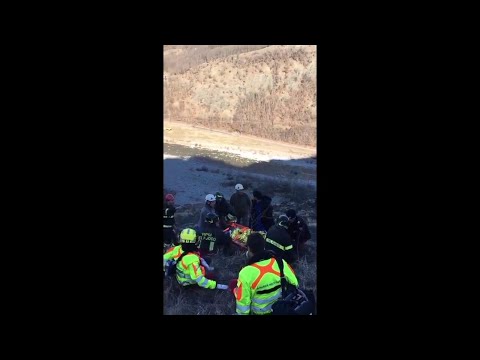 Parma, operaio colto da infarto mentre lavora lungo un costone roccioso: i soccorsi