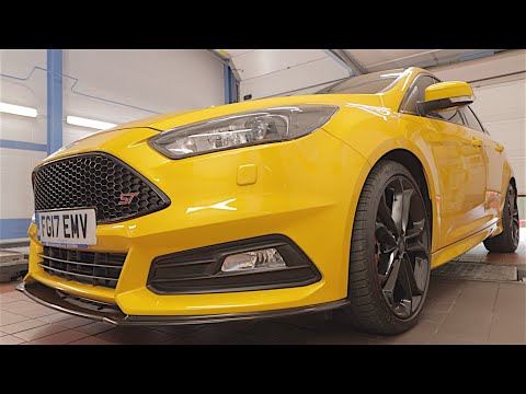 2017 Ford Focus ST, 2l Diesel, Oil & Fuel Filter Replacement