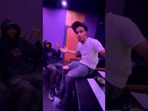 Choppa Yo x 1kForevaPaid - Tell Me How (studio video)