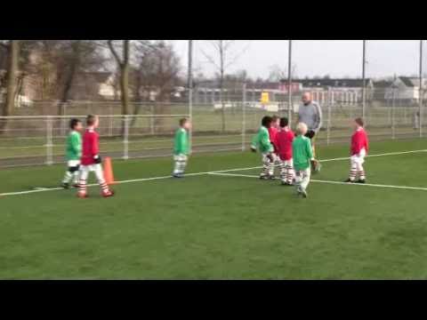 Buitenboys mini's teams groen tegen rood, 13 februari 2011 video 4