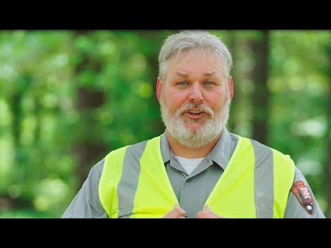 NPS Natchez Trace Safety PSA Series Maintenance (Closed Captions)
