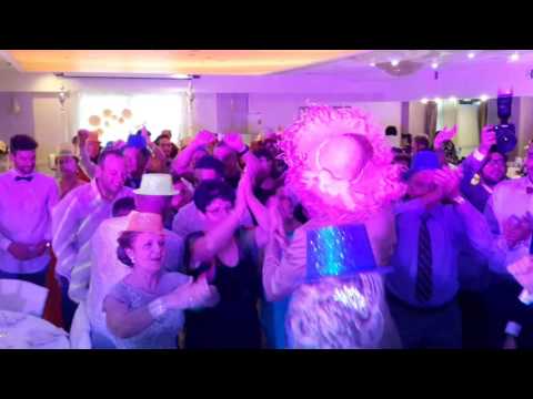 DIVERTIMENTO E ANIMAZIONE AL MATRIMONIO - FERRETTI VILLAGE -  CACAO MERAVIGLIAO FRANCESCO BARATTUCCI