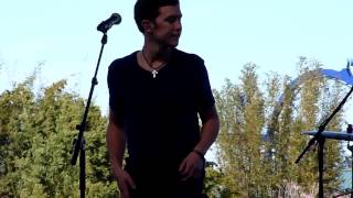 Scotty McCreery -The Trouble With Girls LIVE at SeaWorld