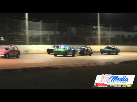 Junior Sedans: Jakobe Jetson Australian Title Heat Win - Carrick Speedway
