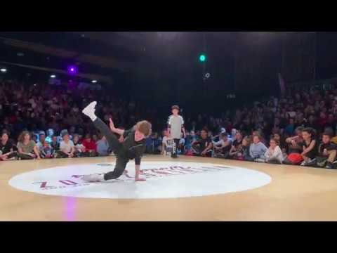 Bboy Lorenzo - In action at Nothing2Looz World Finals 2019