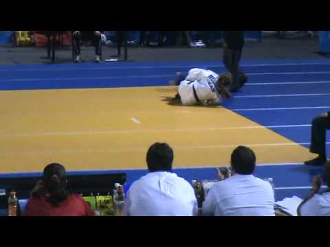 Judo Panamericano 2011 - Karina Acosta ( MEX ) vs Myriam Lamarche ( CAN ) - 63 Kg