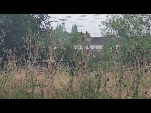 4S45 - DRS68s - 68004 comes off the Curve with a mixed Russell Tesco train tonight