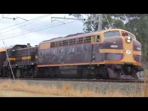 4204 and 4716 on a heritage train