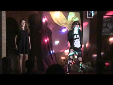 Martyna Szczęch & Aurelia Luśnia - "Mamona" (Republika cover)