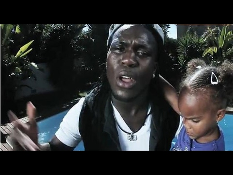 Royston Drenthe Rap Song (Roya2Faces - Paranoia) - Video