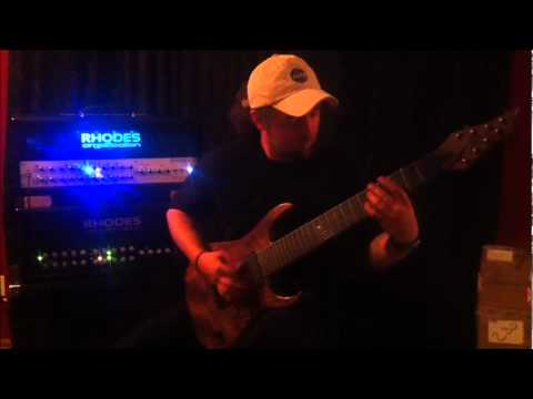 Test driving a Rhodes Amps Colossus100 With an 8 string S7