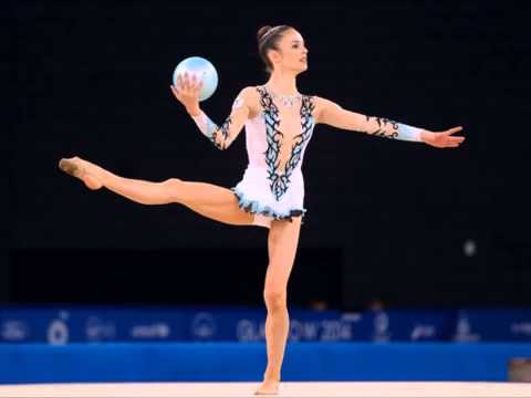 Laura HALFORD Ball music 2015