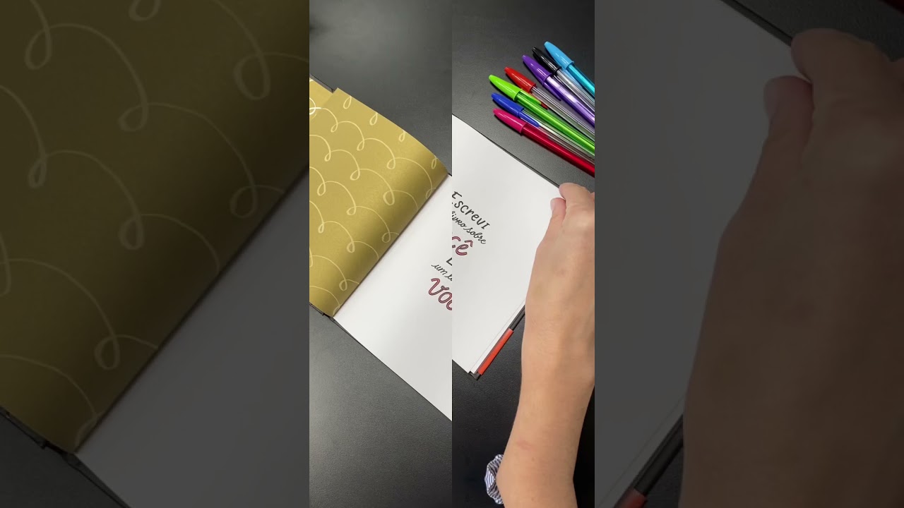 Quer presentear uma pessoa especial Que tal um livro sobre ela