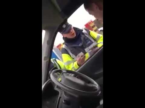 Garda Síochána getting ZERO respect whilst doing their job in Dublin, Ireland