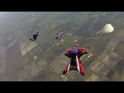Jump 245 - 4 Way Wingsuit jump