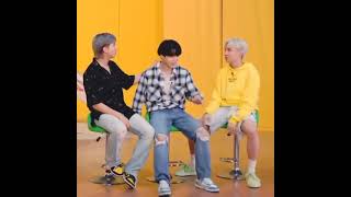 Download lagu Jimin and Chairs can never be friends - BTS Tokopedia Interview mp3